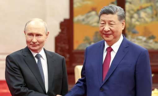 Китай затяга хватката: Путин все по-зависим от Пекин