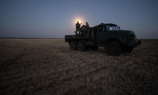 Иран и Русия започват военноморски учения