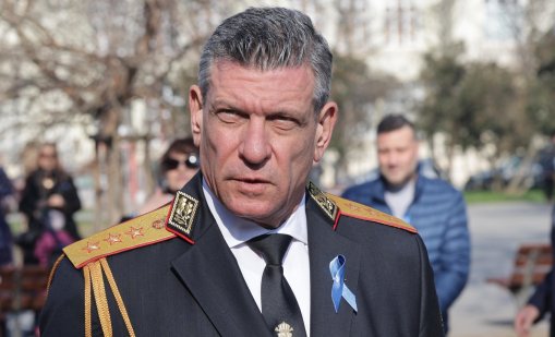 Два джипа притискали кандидат за депутат в Благоевград ВИДЕО