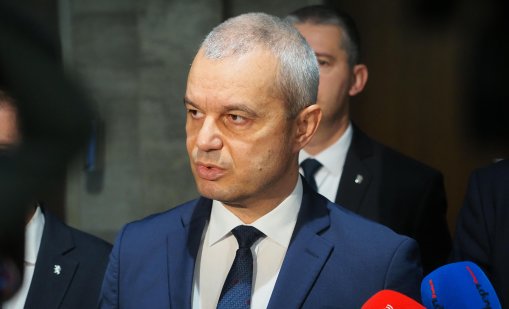 Костадинов: Кабинет с мумии на прехода, политически Франкейнщайн