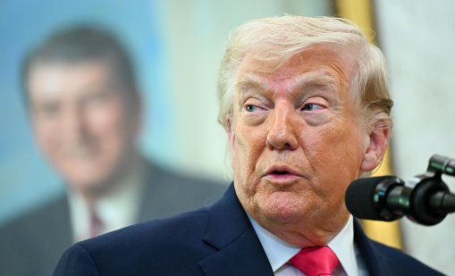 Тръмп е готов на по-силен удар срещу Иран