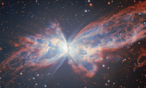 Впечатляващо: Телескоп в Чили засне „космическа пеперуда"