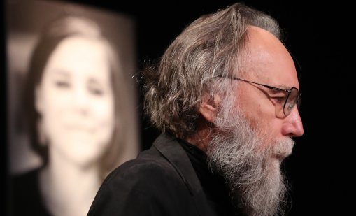 В цикъла на мечките: Дугин зове да спрат интернета за цялото лято в Русия