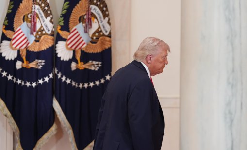 Тръмп пътува във времето?