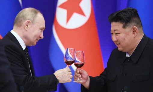 Путин става на 73 г., Ким Чен Ун сред първите с поздрав за вечна дружба