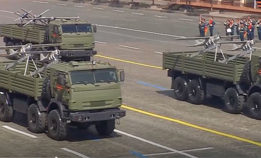 Новост: За първи път на парада за Деня на победата участваха безпилотни апарати ВИДЕО
