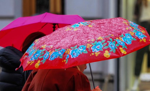 Облаци и дъжд, максималните температури ще са от 7 до 17 градуса