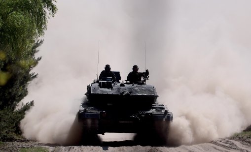 Германия се превъоръжава, но новата ѝ военна мощ може да разтревожи Европа