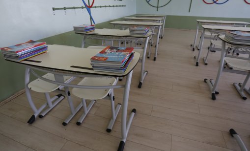 Частно училище в София изгони двама шестокласници