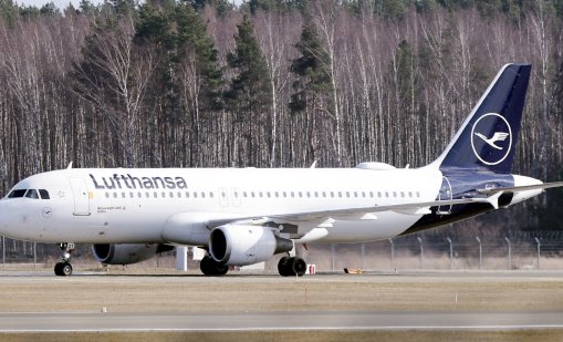 Стачка в "Луфтханза", стотици полети са отменени