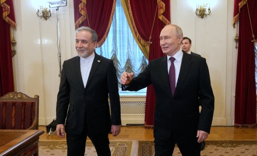 Путин се срещна с Арагчи, призова за мир в Близкия изток