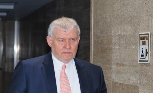 Казусът „Лукойл“: Ръст на цената няма, горива има, но и притеснения има