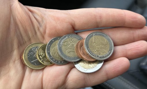 "Ние, потребителите": Търговци закръглят цени и ресто в своя полза