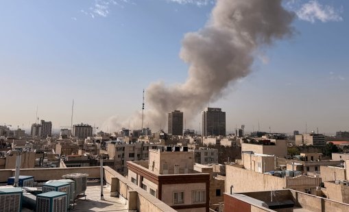 Израел с нова вълна от атаки по Техеран