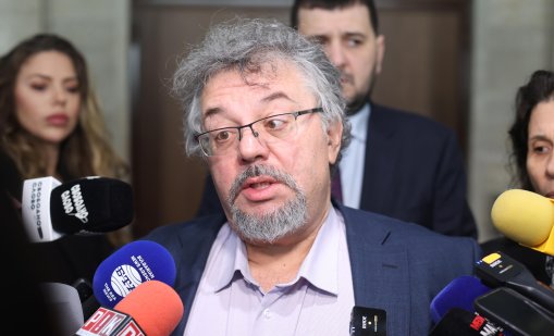 "Възраждане" и Манол Пейков епизод пореден: Заплашиха се със съд 