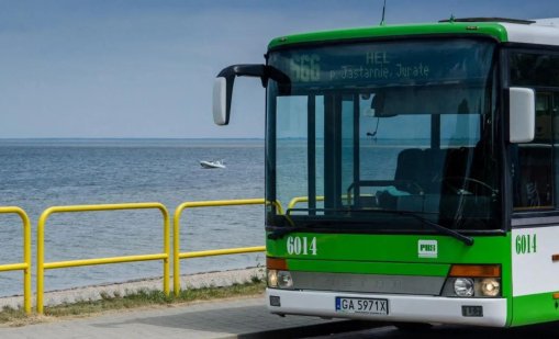 В Полша се завърна автобус 666 до Хел, религиозните групи настръхнаха