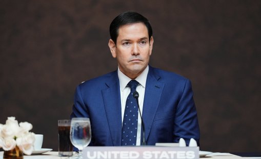 Рубио нападна Иран: Взема света за заложник чрез ракетните удари