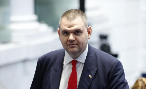 Пеевски сезира прокуратурата за твърденията на министър Демерджиев