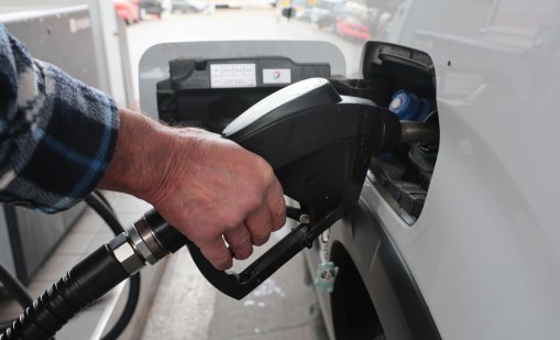 Хаджидимитров: Дизелът може да поскъпне с още 5-6 стотинки