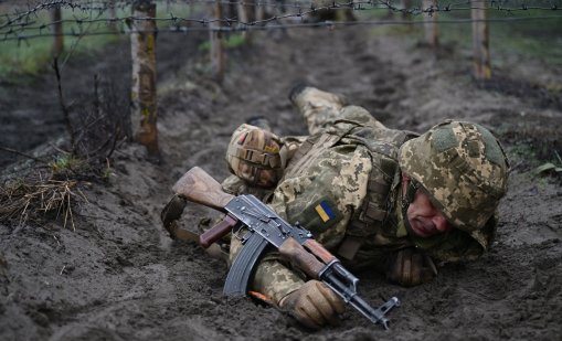 Руски доброволци в Украйна: Защо се сражават срещу Путин въпреки риска от депортиране?