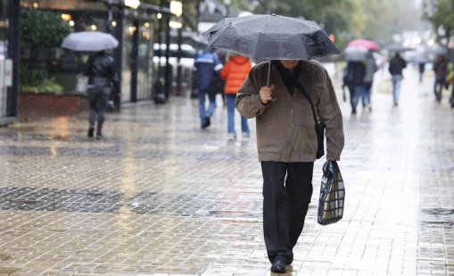 Оранжев код за проливни дъждове в 5 области днес