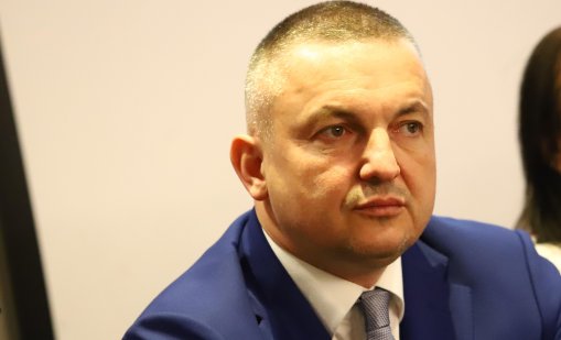 Делото срещу бившия кмет на Варна Иван Портних е прекратено и изпратено на ВКС