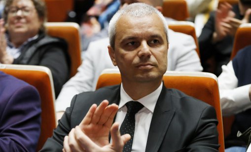 Костадин Костадинов за Димитър Радев: Това е държавна измяна