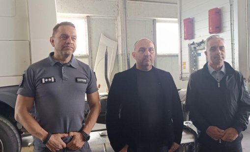 Рентген разкри тайника на "Лесово": 20 кг кокаин и 26 кг марихуана в резервоар