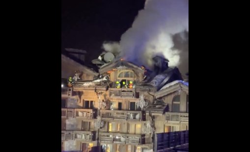 Пожар пламна в 5-звезден хотел в Куршевел, има евакуирани ВИДЕО