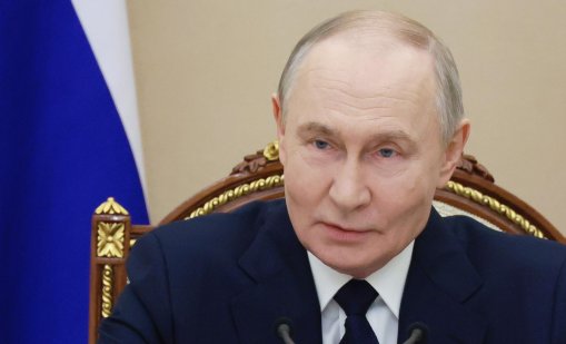 Авторитаризмът взема превес, Русия потъва в тирания