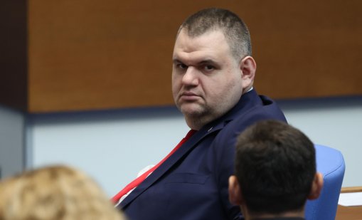 Дикме: Пеевски е единственият лидер на ДПС, трябва да забравим за Доган