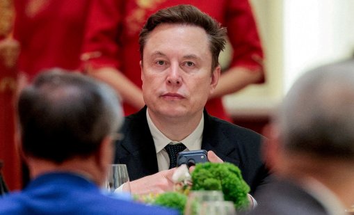 Мъск даде подкрепата си на Марин льо Пен за изборите във Франция
