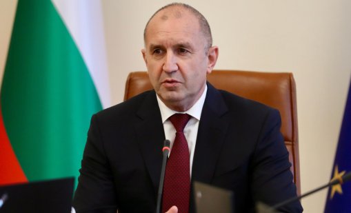Румен Радев: Подпис в Украйна няма, няма противоречие в кабинета за войната