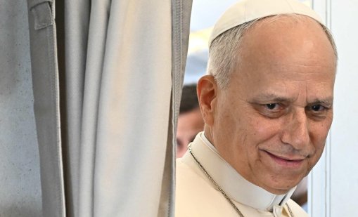 Американските католици са разкъсвани от вражда между президента и папата