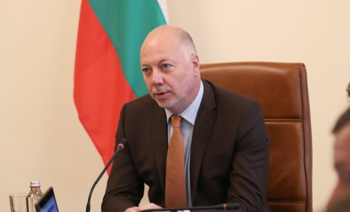 Продажба на държавни имоти, средствата - за изграждане на училища и градини