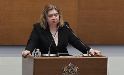 Доц. Киселова: Ако изборите се на Великден, Йотова ще понесе критики