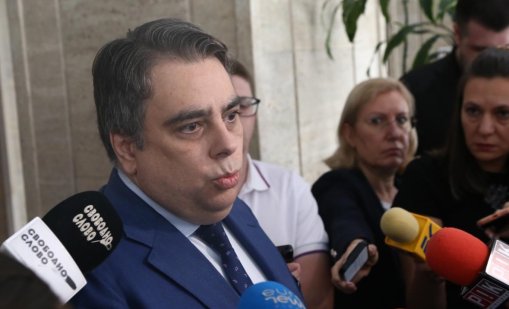 Асен Василев разясни как може ЕК да не ни удари със санкции за прекомерния дефицит  