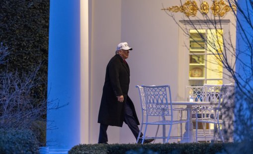 Здравният министър на САЩ: Не знам Тръмп как все още е жив