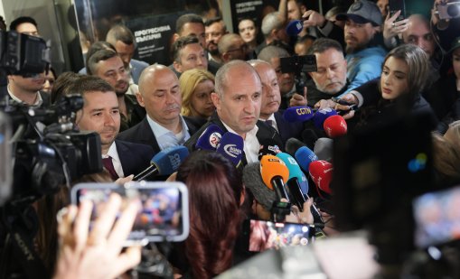 1,1 млн. евро е получил Радев от поддръжници на "Прогресивна България" 