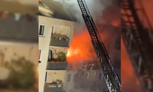 Взрив предизвика пожар в жилищен блок в германския град Регенсбург 