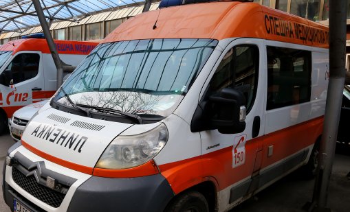 16 души са откарани в болница след тежката катастрофа на АМ "Хемус"