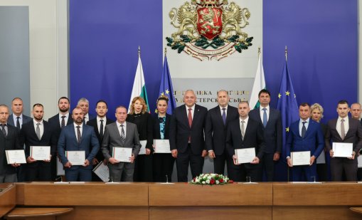 Радев отличи полицаи за разкриване на престъпления с висок обществен риск