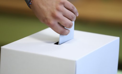 "Сова Харис" при избори днес: 33,5% подкрепят Радев, 19% ГЕРБ, ПП-ДБ - 11,2%