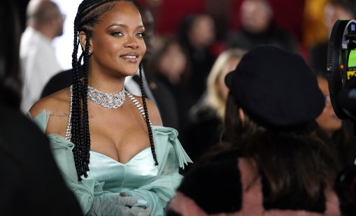 Риана в шок след стрелбата по дома ѝ