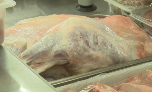 Великденската трапеза: Агнешкото от 26 лв./кг през 2025 г. до 16 евро днес