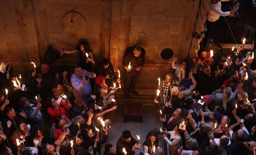 Благодатният огън пристига тази вечер в Русе ВИДЕО