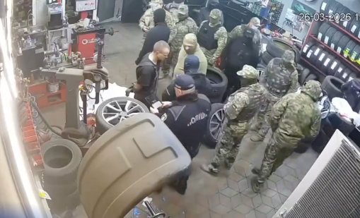 Над 10 души насилствено "мобилизираха" за фронта гумаджия от Одеса ВИДЕО