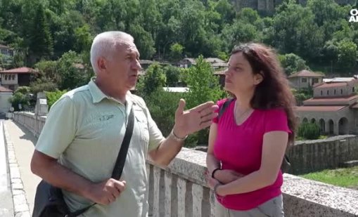 Свлачище блокира важен път край Велико Търново вече четири месеца