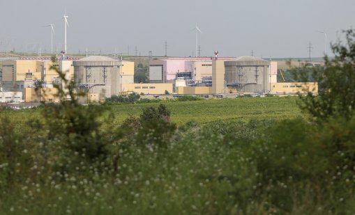 Заради критичното ниво на Дунав: Румъния спира Реактор 2 на АЕЦ "Чернавода"
