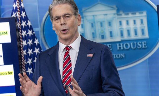 САЩ няма да удължат дерогацията за санкциите върху руския петрол